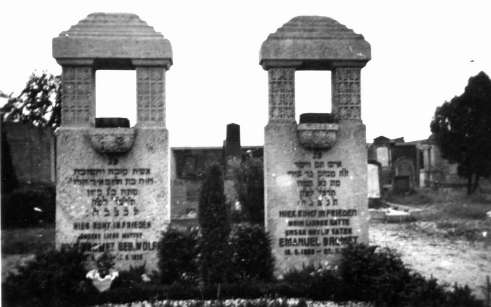 Eingang zum Jüdischen Friedhof in Dülken.